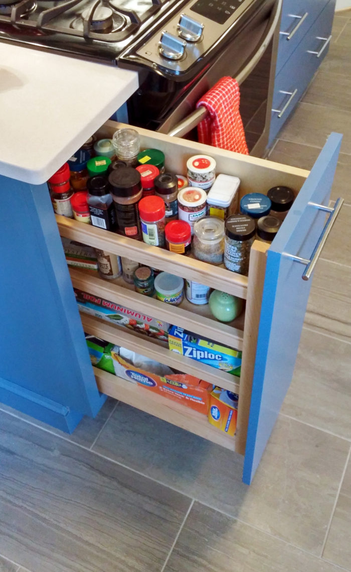 pull out spice rack