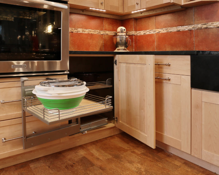 corner cabinet kitchen storage