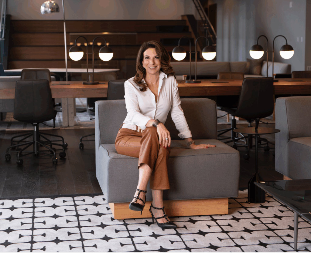 EXPERT HOME ADVICE: Jamie Grossman, Realtor®, with Gibson Sotheby’s International Realty, shares her thoughts on BOSTON’S CURRENT REAL ESTATE MARKET TRENDS AND THE CLIENT ADVANTAGES OF DESIGN BUILD